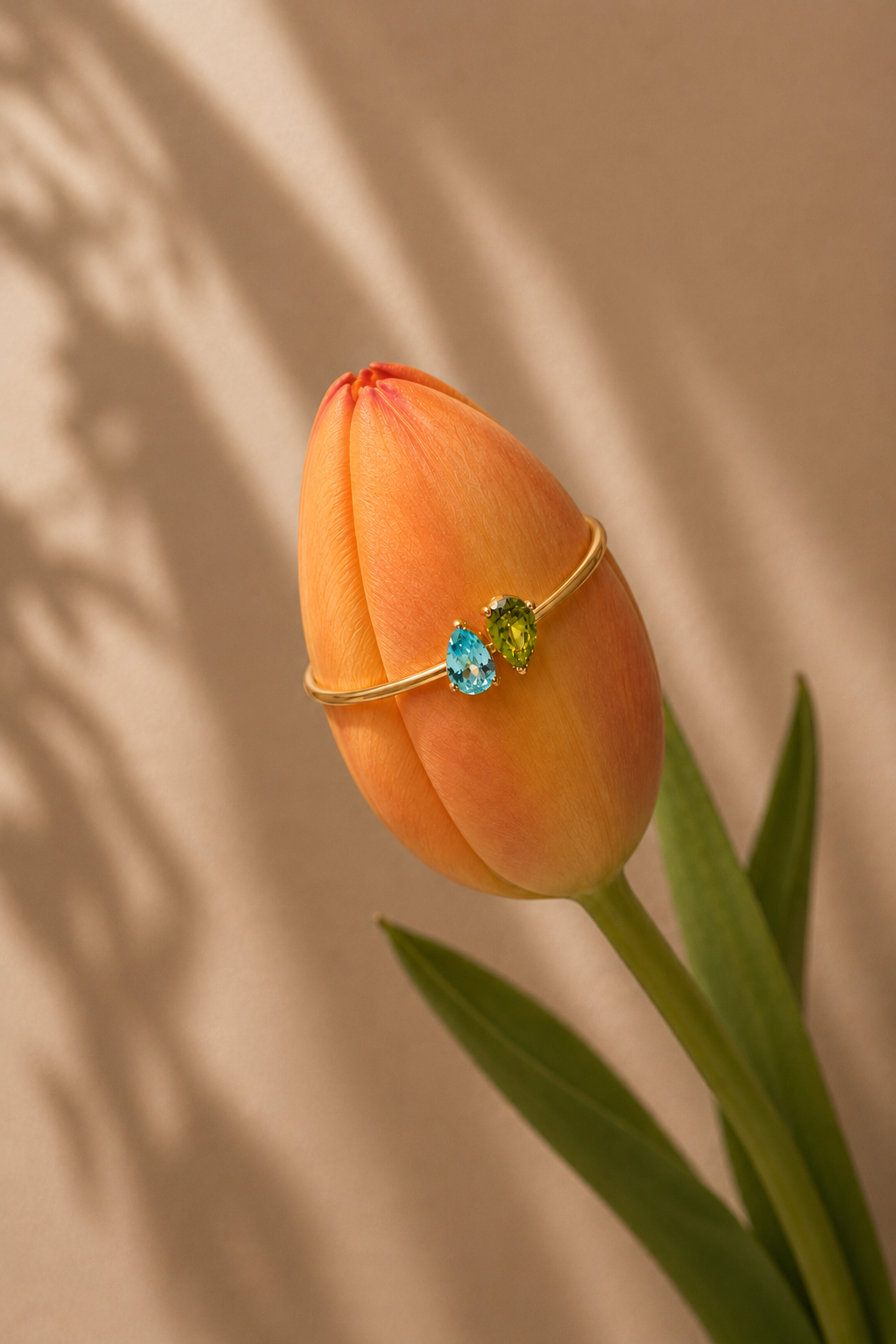 Gold toi et moi birthstone ring